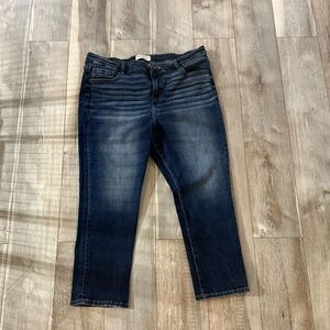 Payton BKE Blue capri Jeans Style